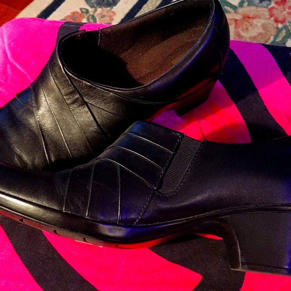 Clark's Women's Sz 11M